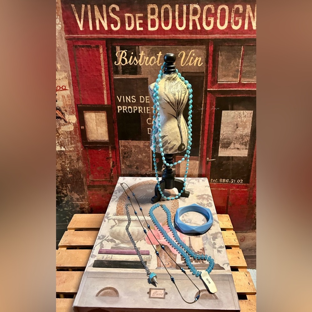 Vintage Blue‎ Costume Jewelry Assortment